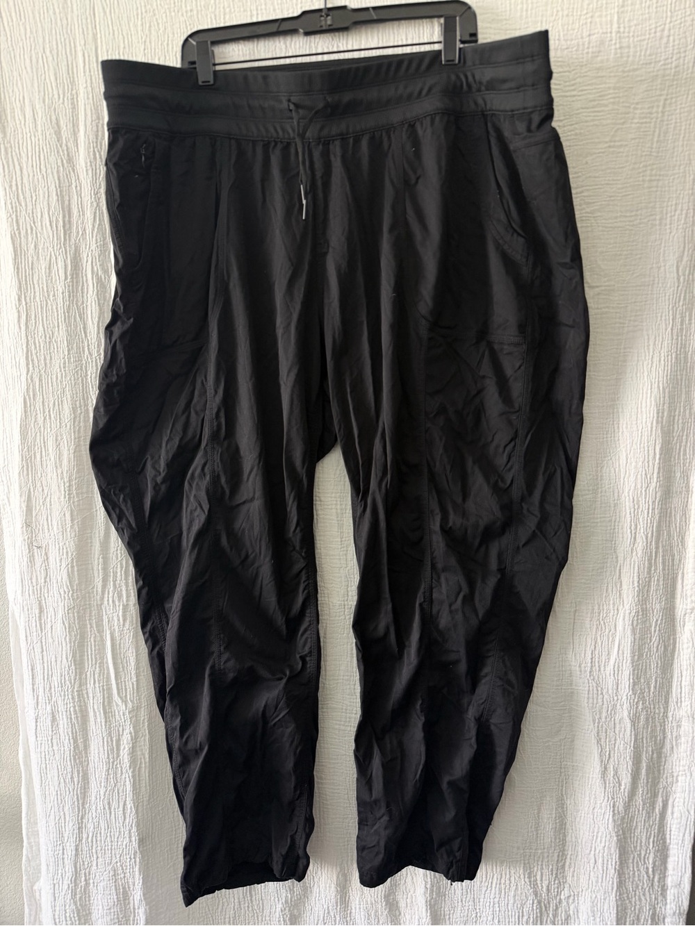 The North Face Black Women’s Lightweight Jogger Pants